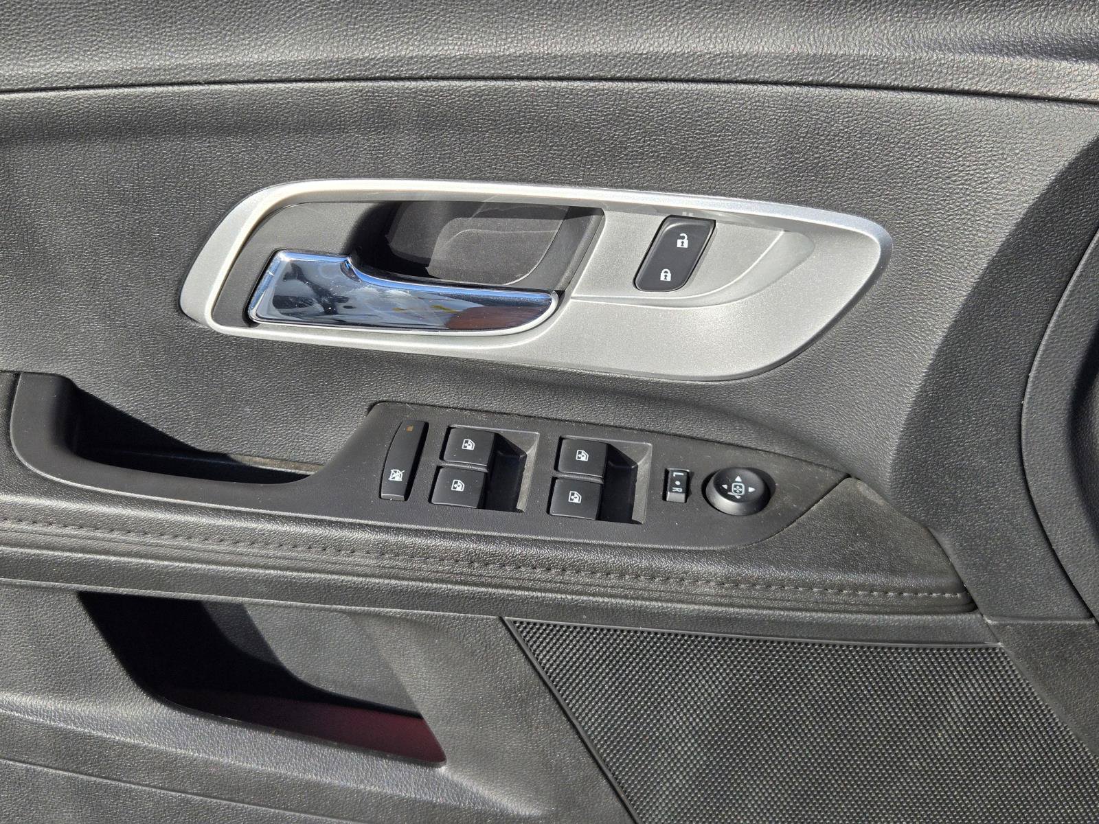Used 2017 Chevrolet Equinox LT w/ Convenience Package FWD image 19