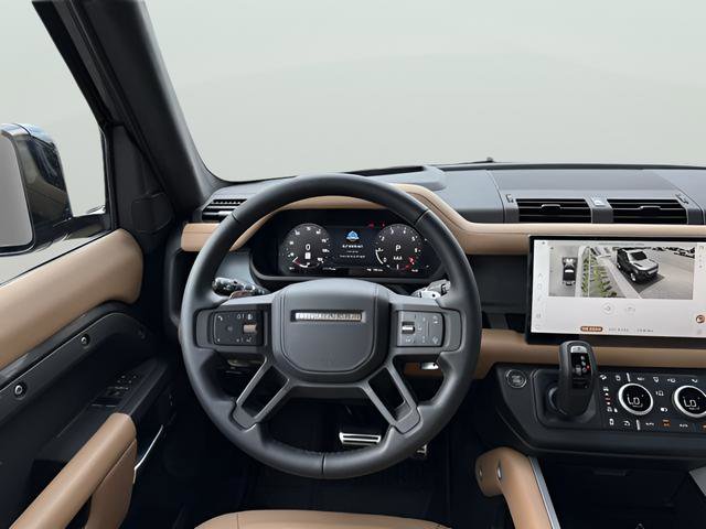 New 2025 Land Rover Defender 90 V8 AWD/4WD image 15