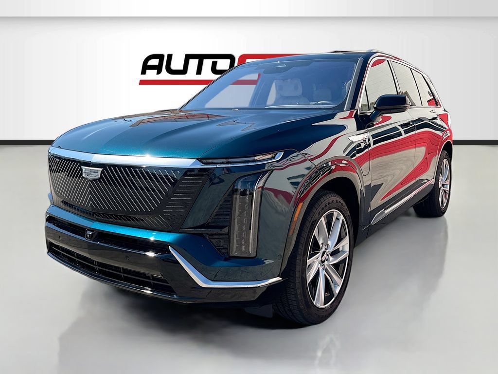 Used 2026 Cadillac Vistiq Luxury AWD/4WD image 3