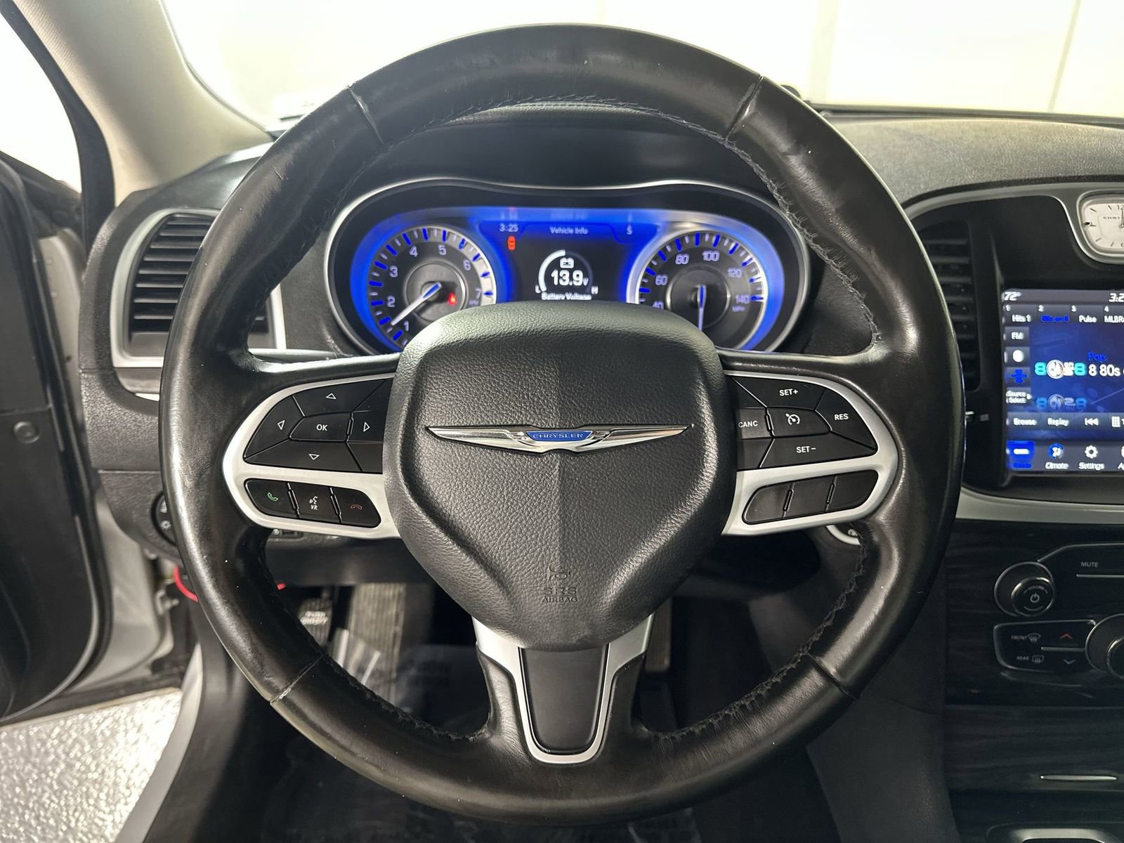 Used 2020 Chrysler 300 Touring w/ Sport Appearance Package image 14