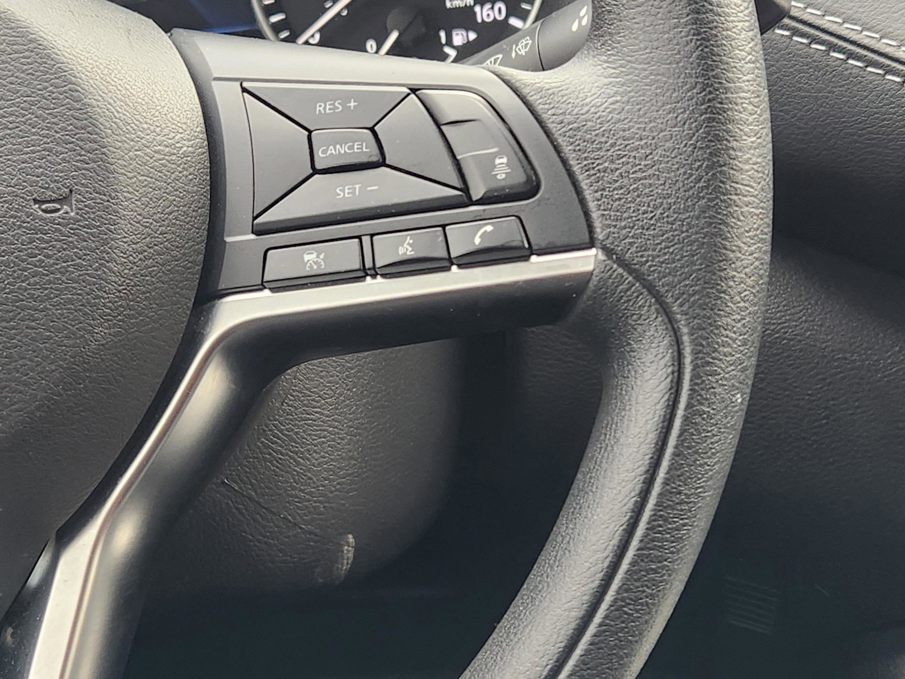 Used 2024 Nissan Sentra SV image 29
