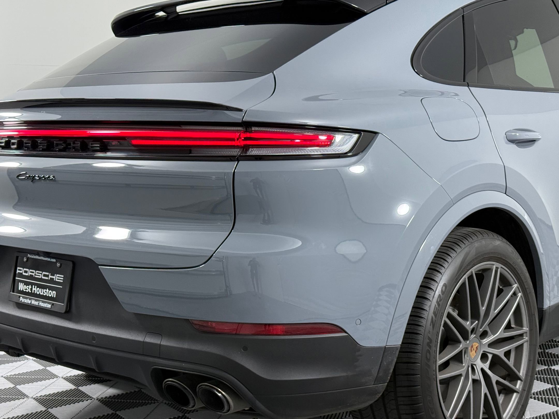 New 2026 Porsche Cayenne Coupe image 13