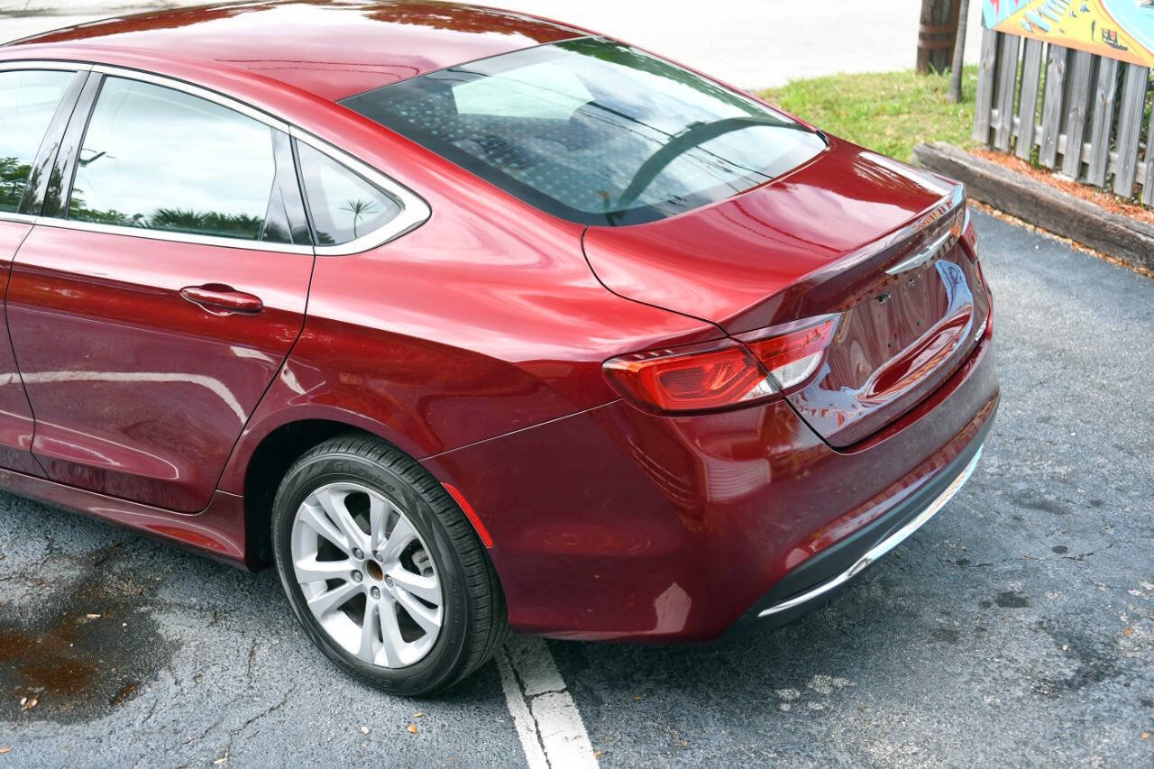 Used 2015 Chrysler 200 Limited FWD image 10