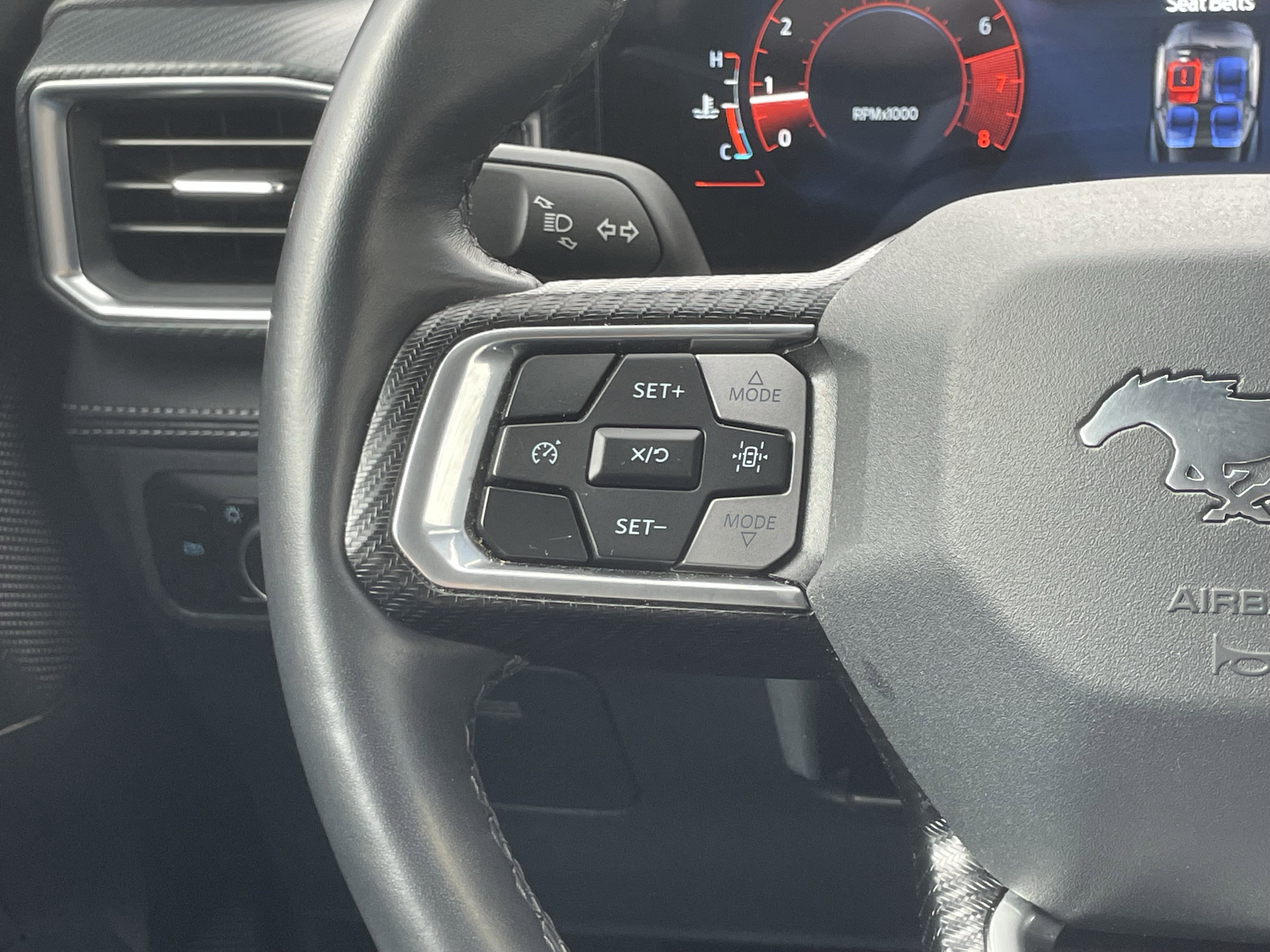 Used 2025 Ford Mustang Premium image 18