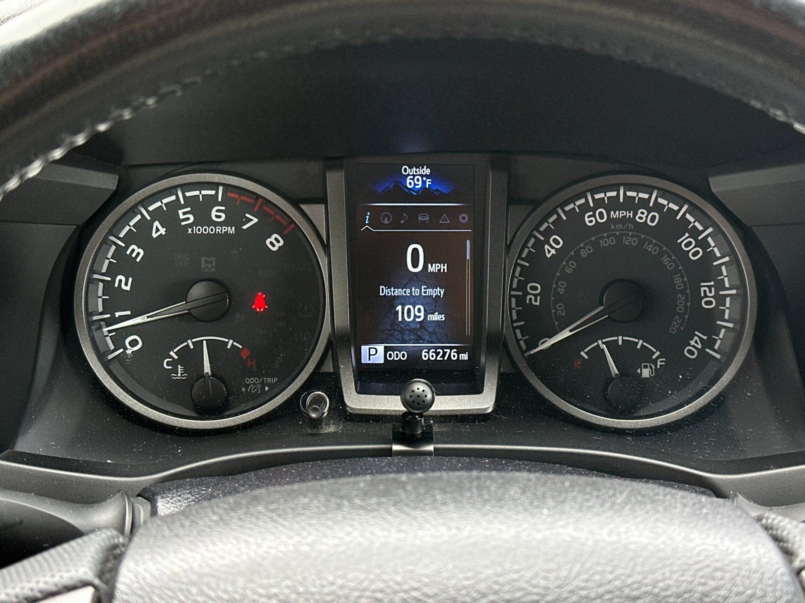 Used 2022 Toyota Tacoma TRD Off-Road w/ Technology Package AWD/4WD image 20