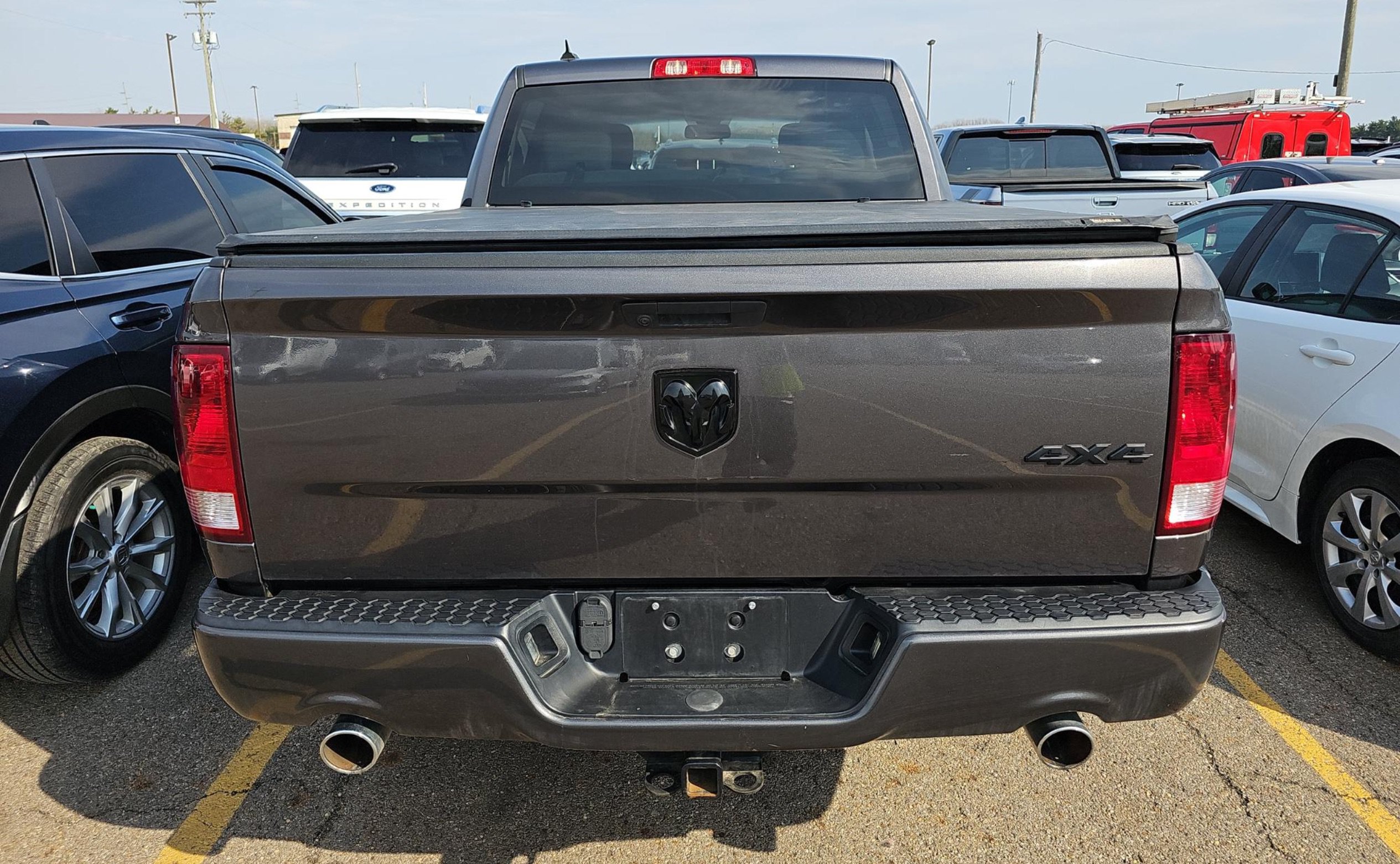 Used 2020 RAM 1500 Express w/ Wheel & Sound Group AWD/4WD image 4
