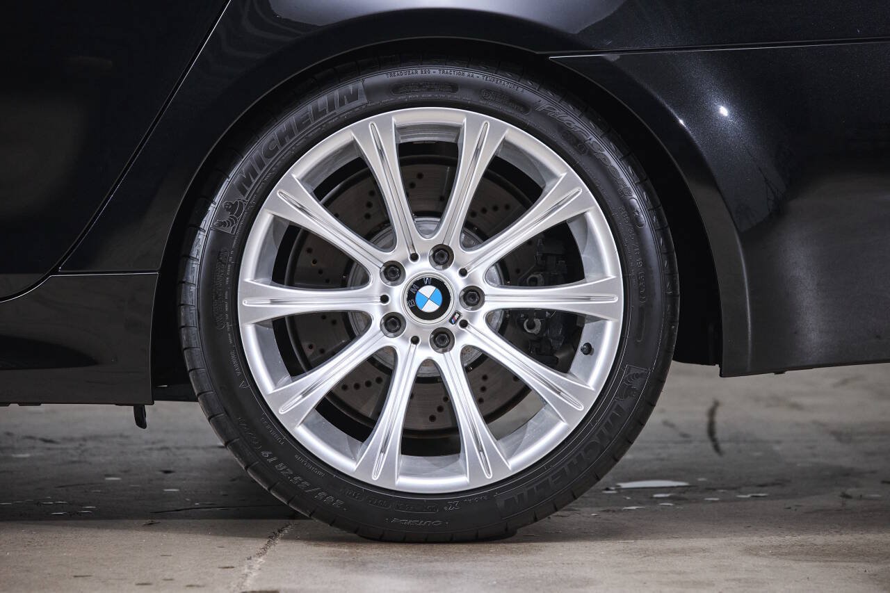 Used 2006 BMW M5 RWD image 50