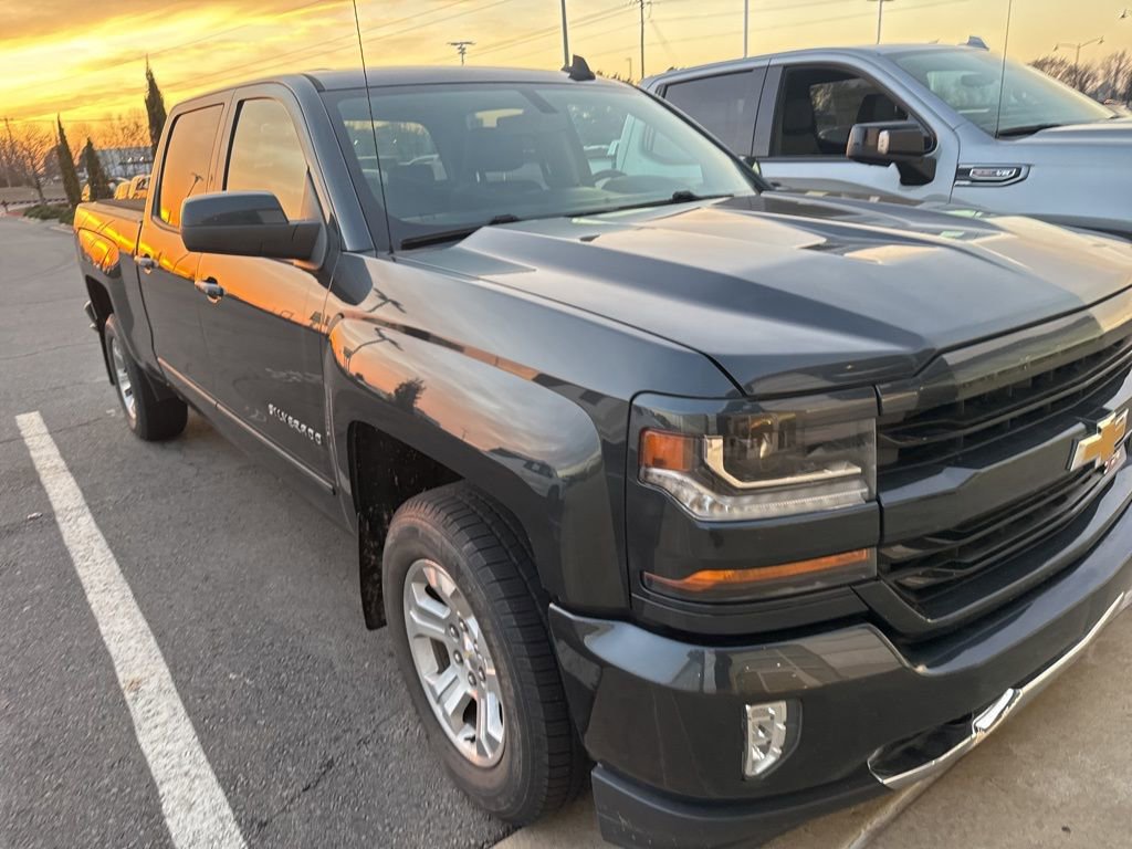 Used 2017 Chevrolet Silverado 1500 LT w/ All Star Edition image 4