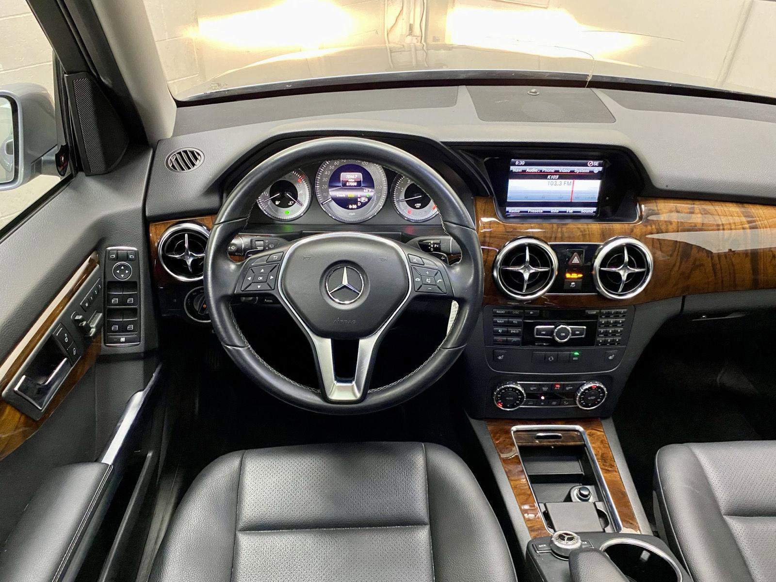 Used 2013 Mercedes-Benz GLK 350 4MATIC image 2