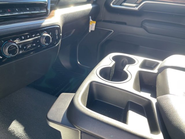 Used 2025 Chevrolet Silverado 1500 LT image 17