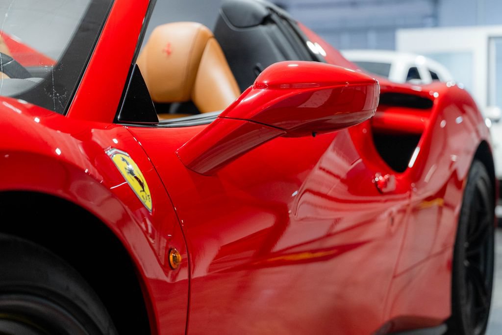 Used 2018 Ferrari 488 Spider RWD image 23