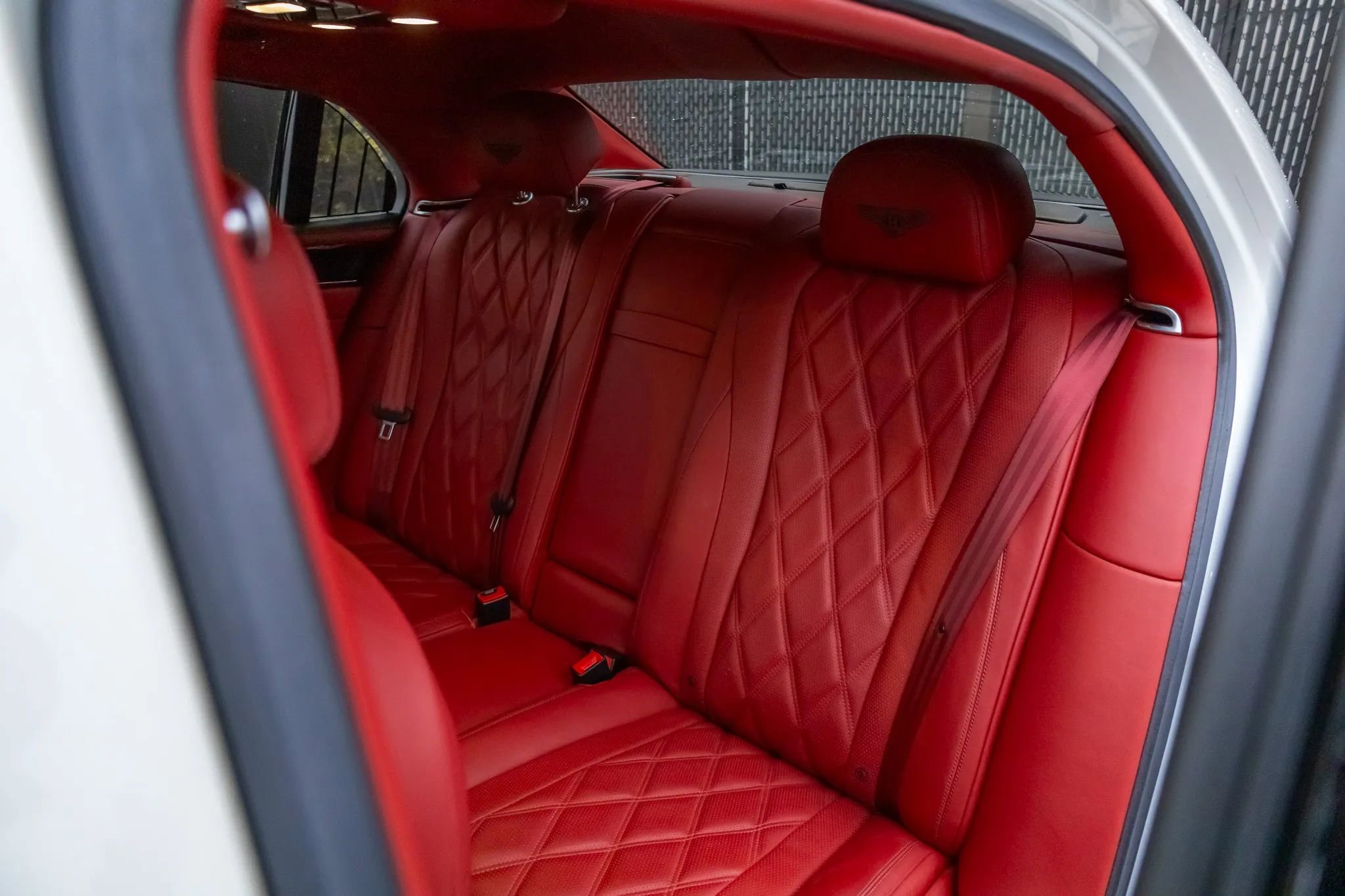 Used 2015 Bentley Flying Spur V8 image 57