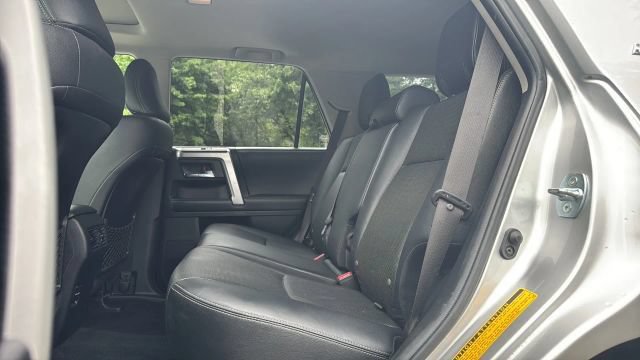 Used 2018 Toyota 4Runner Limited AWD/4WD image 21