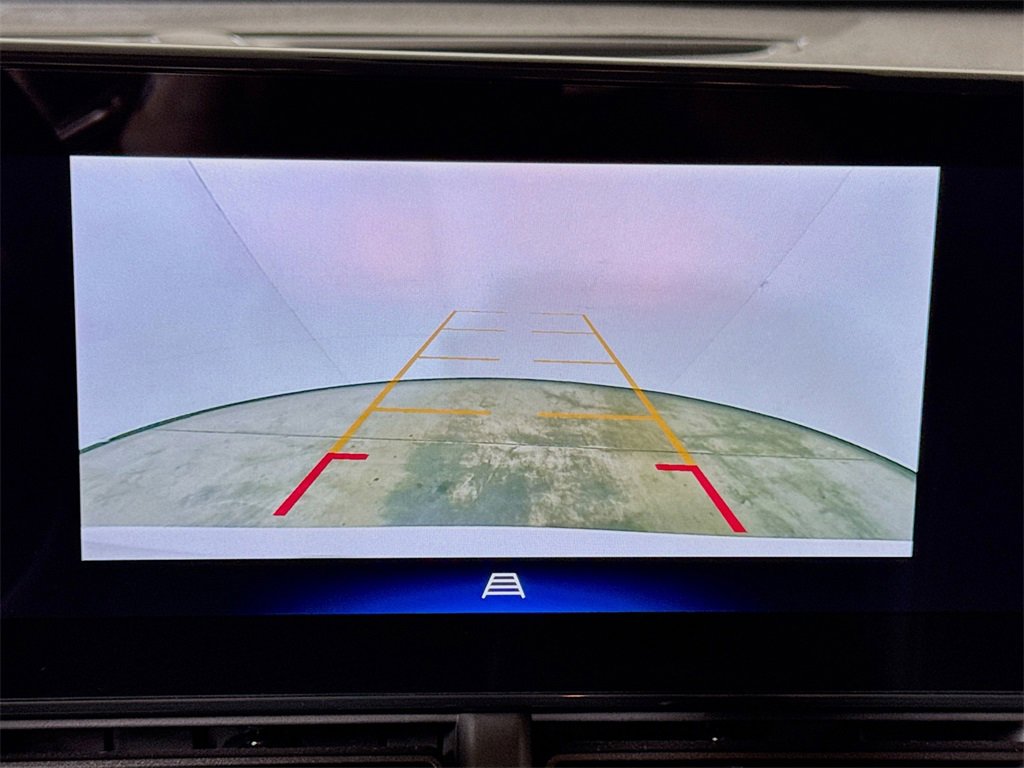 Used 2024 Chevrolet Trax LT image 11