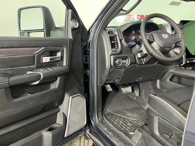 New 2026 RAM 3500 Laramie image 25