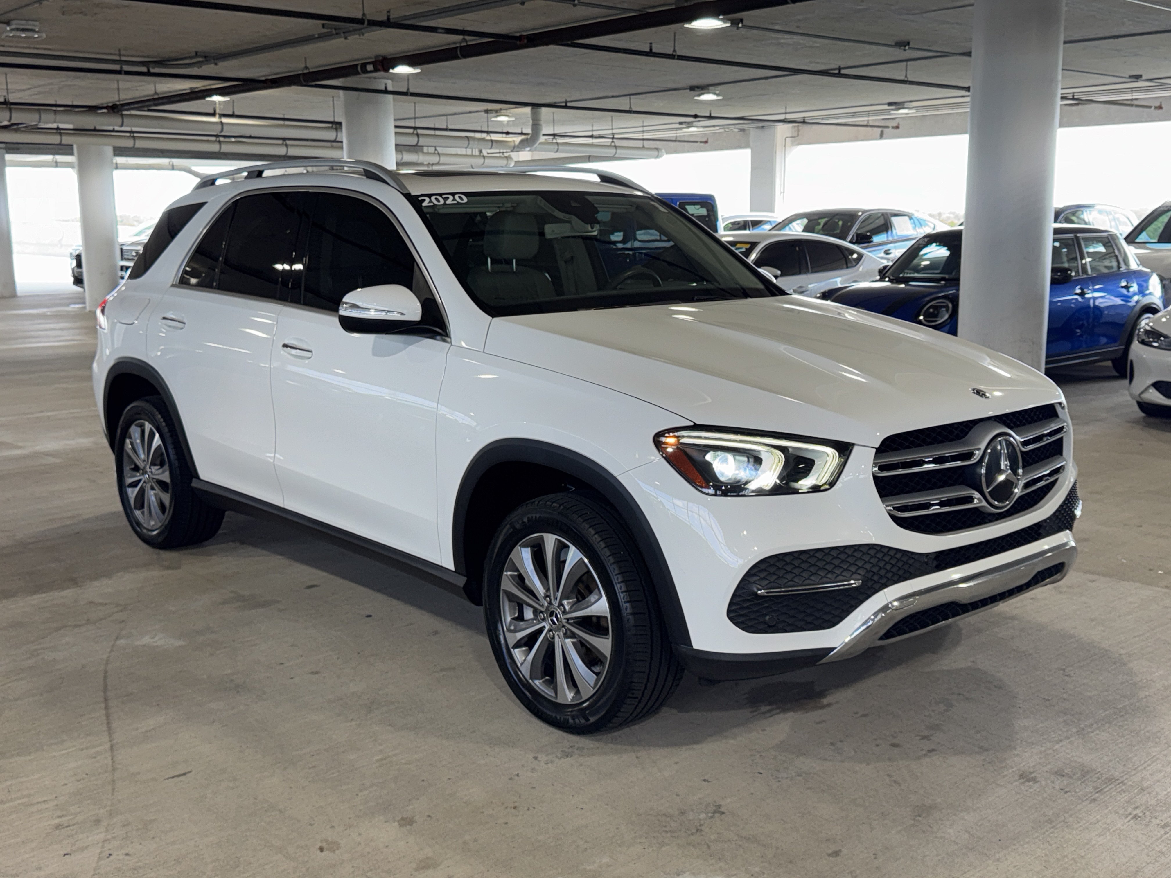 Used 2020 Mercedes-Benz GLE 350 4MATIC image 2