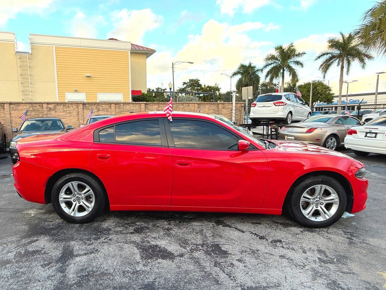 Used 2022 Dodge Charger SXT RWD image 12