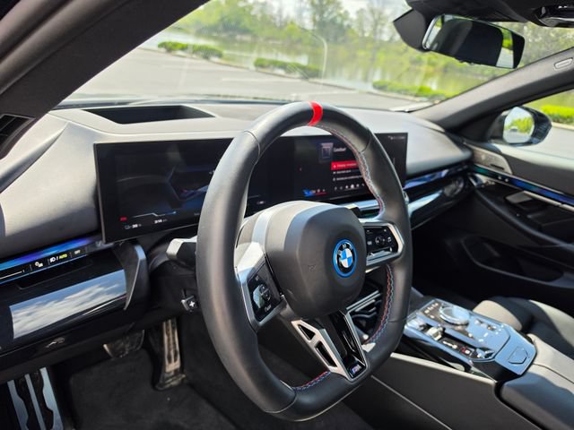 Used 2024 BMW i5 M60 w/ Executive Package AWD/4WD image 16