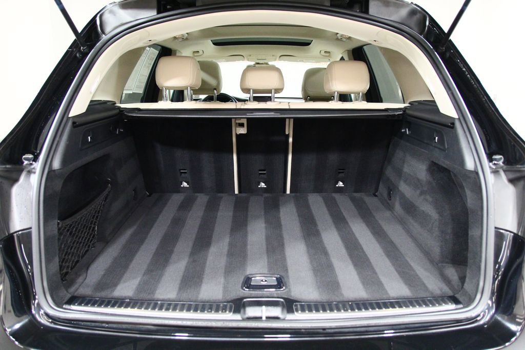 Used 2019 Mercedes-Benz GLC 300 4MATIC image 29