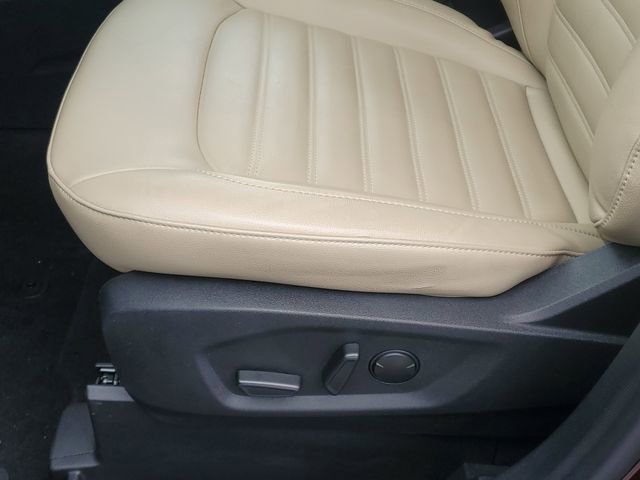 Used 2023 Ford Edge SEL w/ Convenience Package AWD/4WD image 12