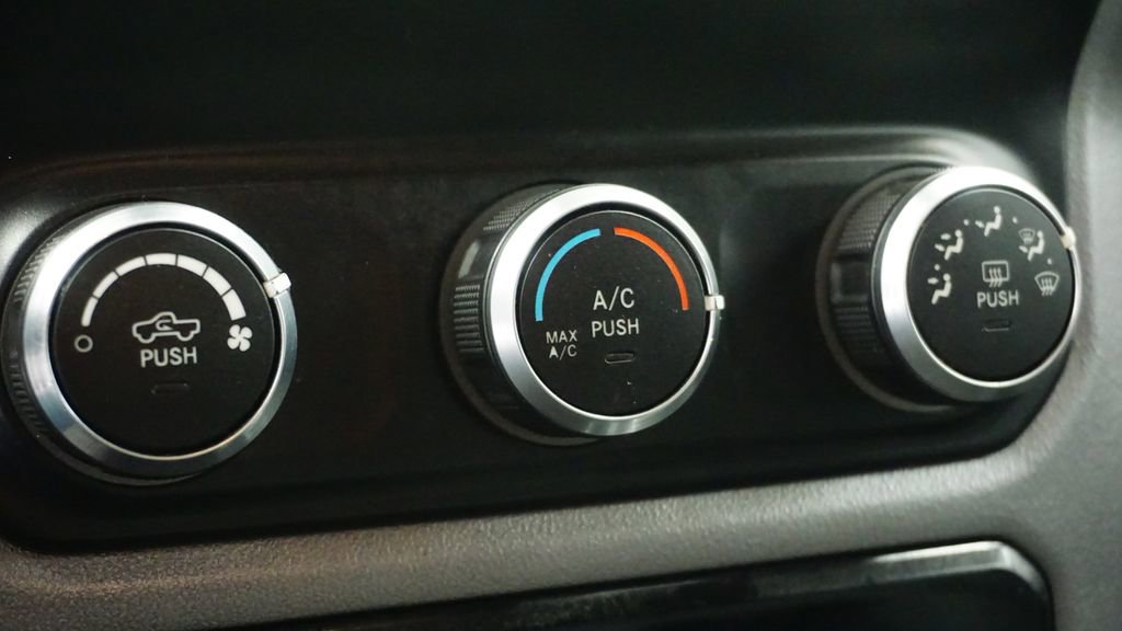 Used 2019 RAM 1500 Big Horn w/ Protection Group image 29