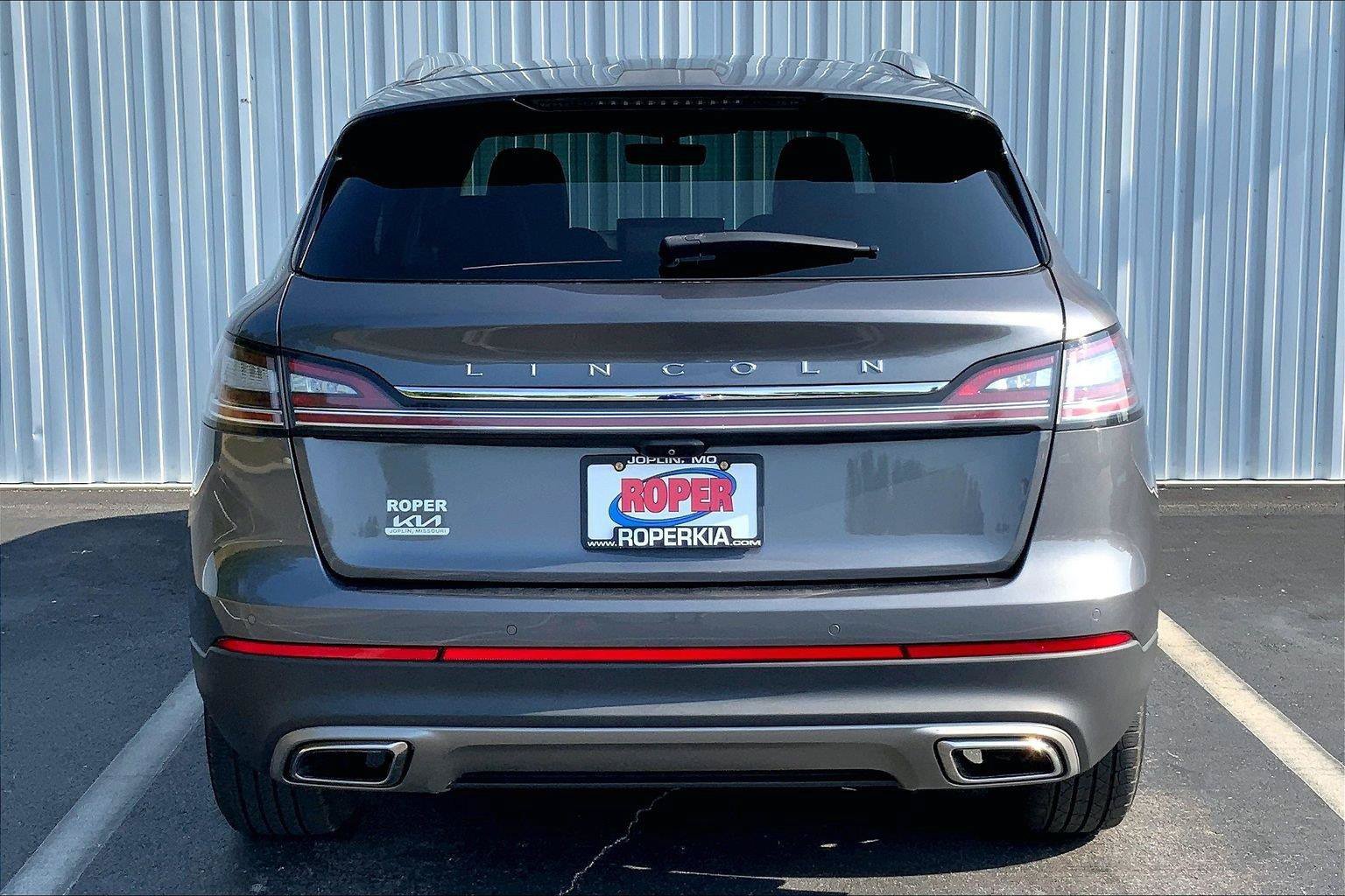 Used 2023 Lincoln Nautilus Reserve AWD/4WD image 4