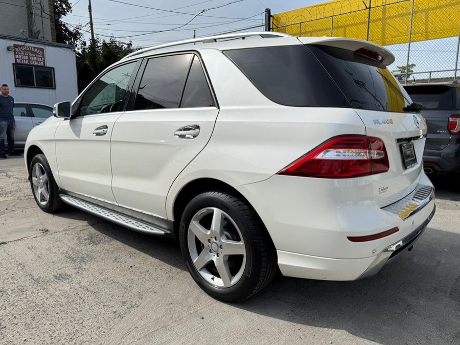 Used 2015 Mercedes-Benz ML 400 4MATIC w/ Lighting Package image 6