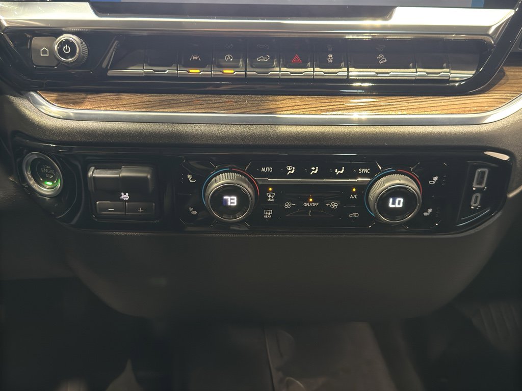 Used 2024 Chevrolet Silverado 1500 RST image 32