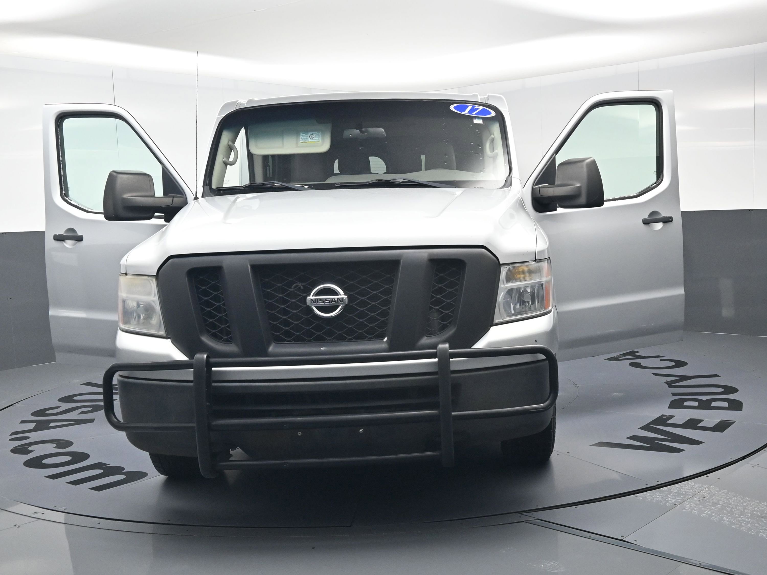 Used 2017 Nissan NV 3500 S w/ Power Package image 22