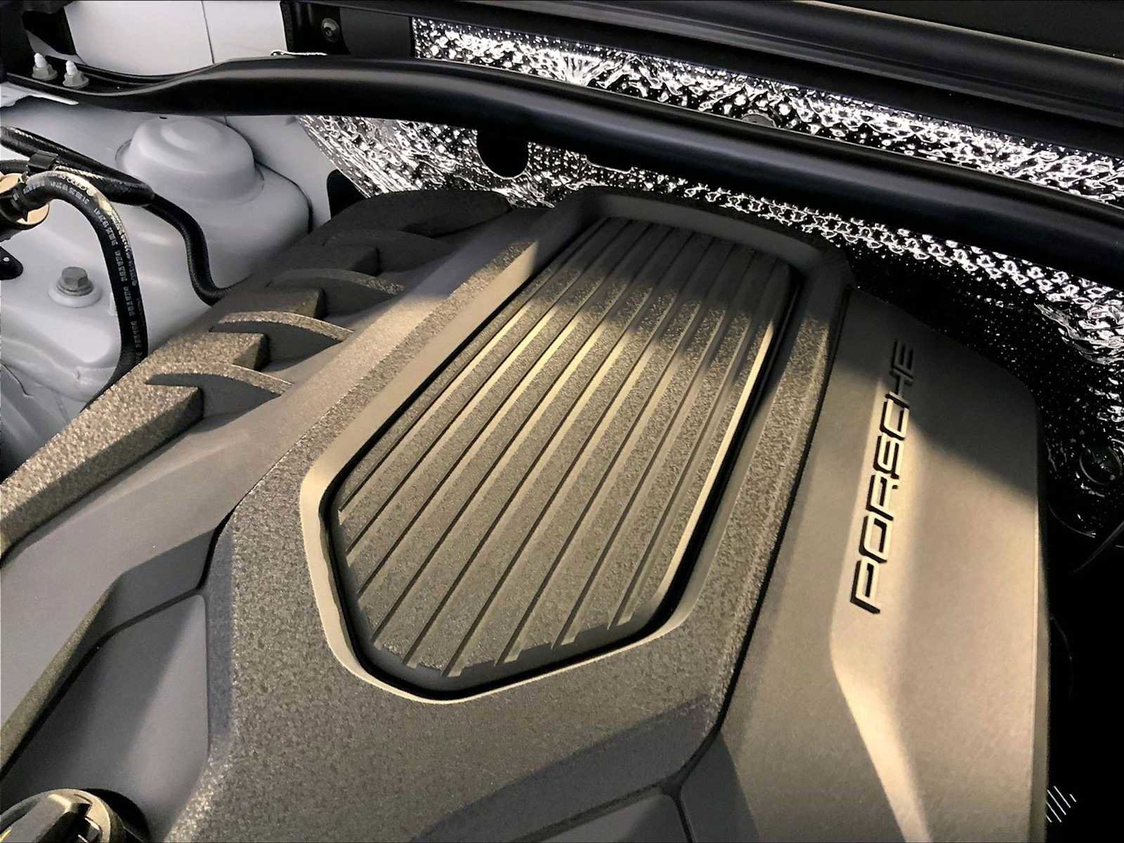 New 2025 Porsche Macan image 22