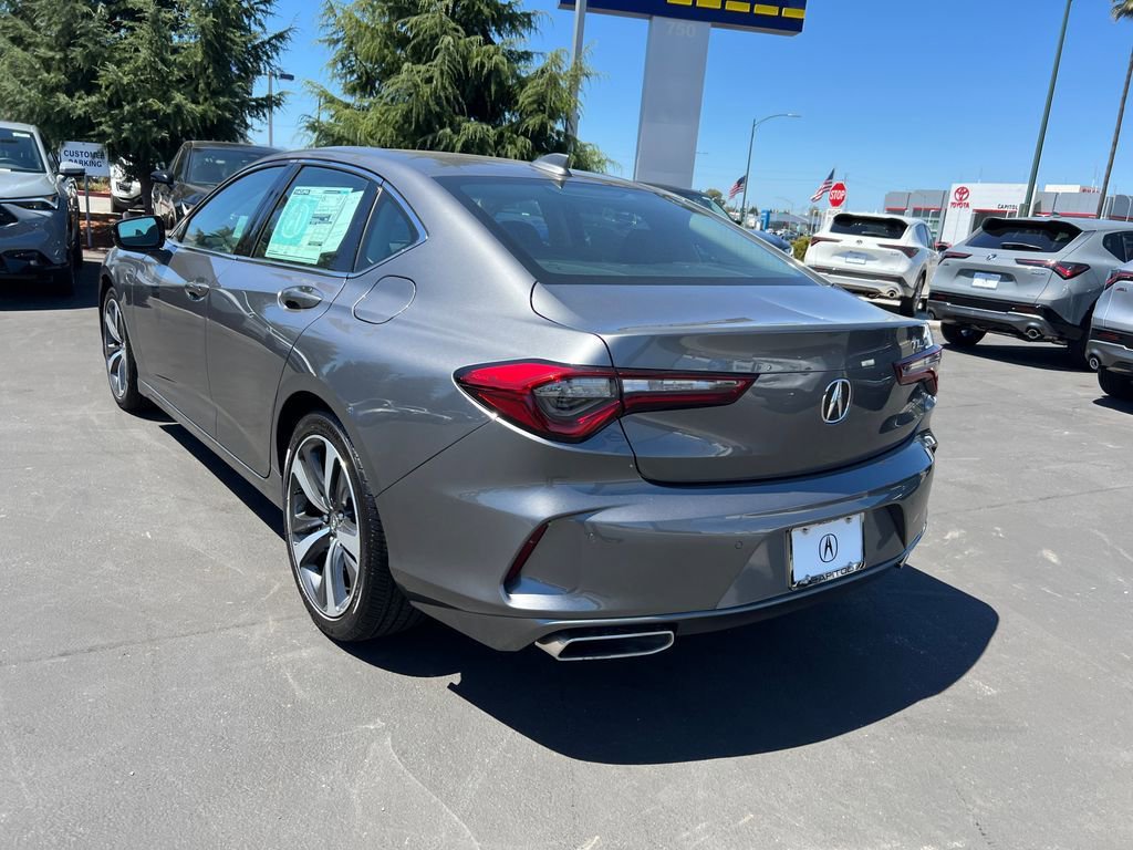 Used 2025 Acura TLX w/ Technology Package FWD image 8