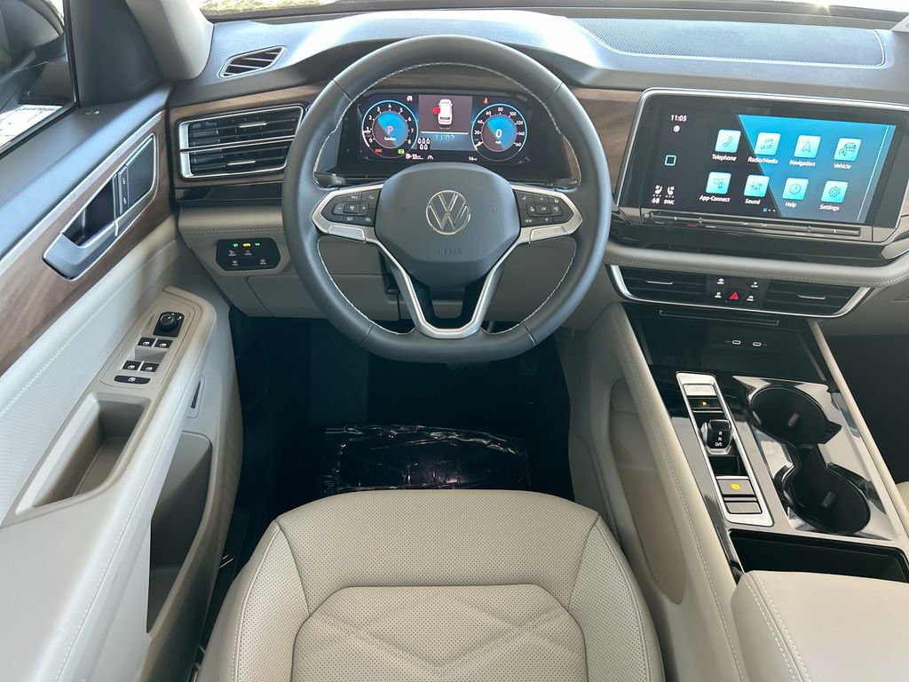 New 2026 Volkswagen Atlas SE image 43
