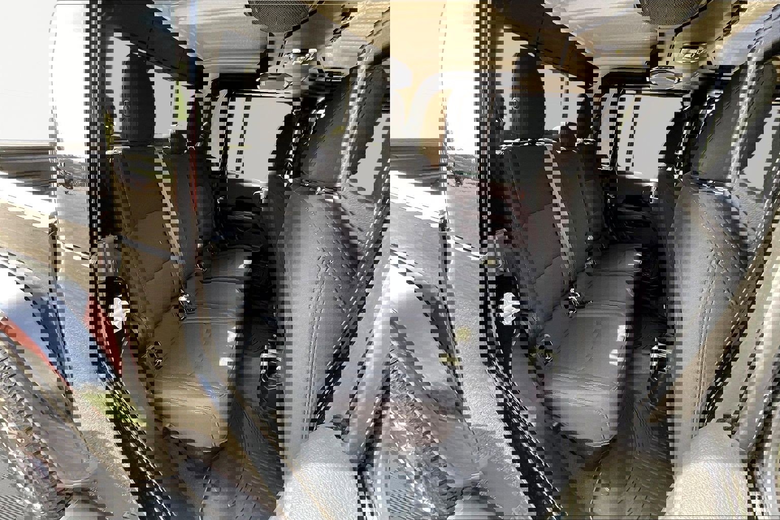 Used 2022 Jeep Gladiator Overland w/ Trailer Tow Package image 27