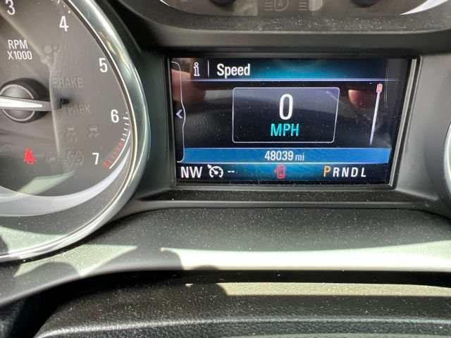 Used 2019 Buick Envision Essence w/ LPO, Cargo Package FWD image 13