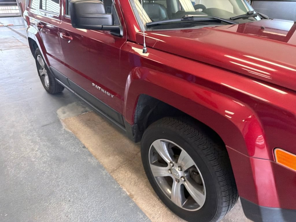 Used 2016 Jeep Patriot High Altitude AWD/4WD image 1