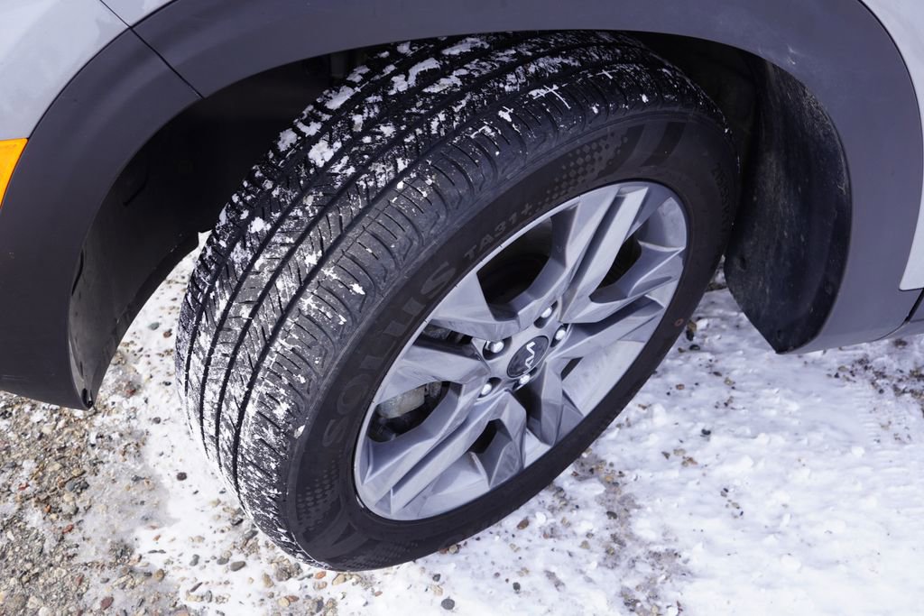 Used 2023 Kia Seltos LX image 13