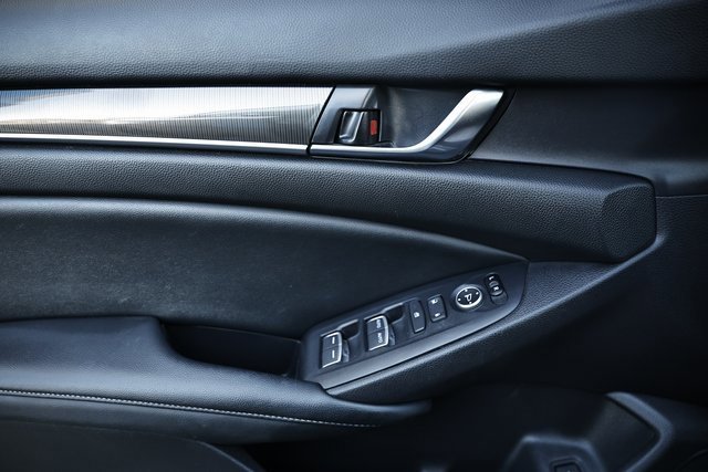 Used 2021 Honda Accord Sport image 15