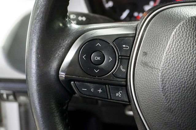 Used 2024 Toyota Corolla SE image 16