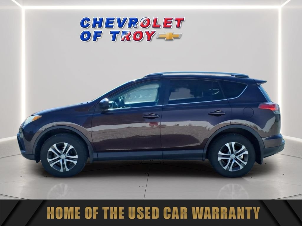 Used 2016 Toyota RAV4 LE AWD/4WD image 5