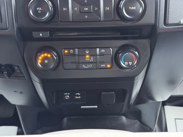 Used 2015 Ford F150 XL w/ Equipment Group 101A Mid AWD/4WD image 18