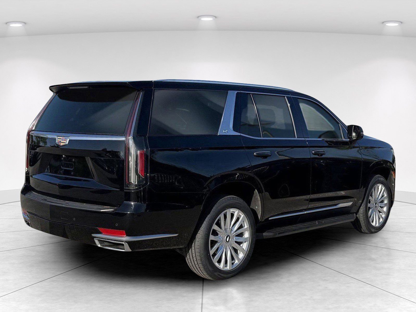 Used 2021 Cadillac Escalade Luxury image 4