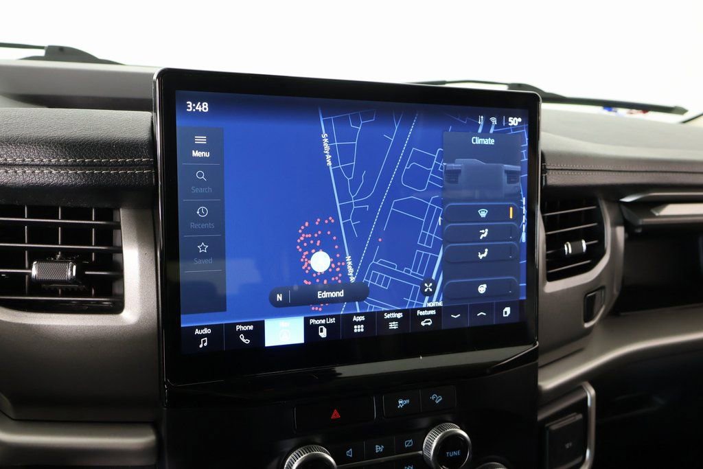 Used 2023 Ford Expedition Max XLT image 7