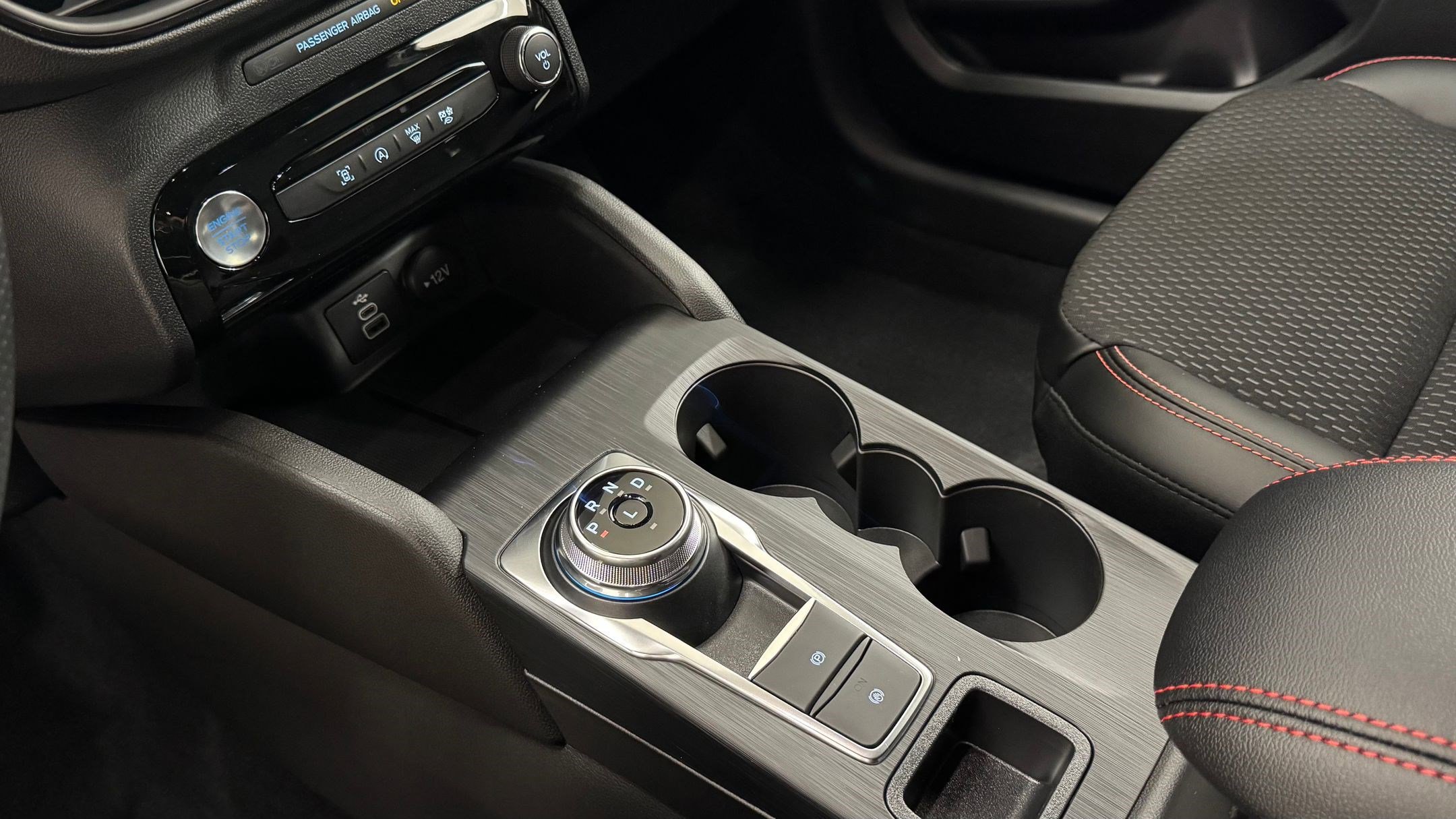 New 2026 Ford Escape ST-Line w/ Tech Pack #1 FWD image 23