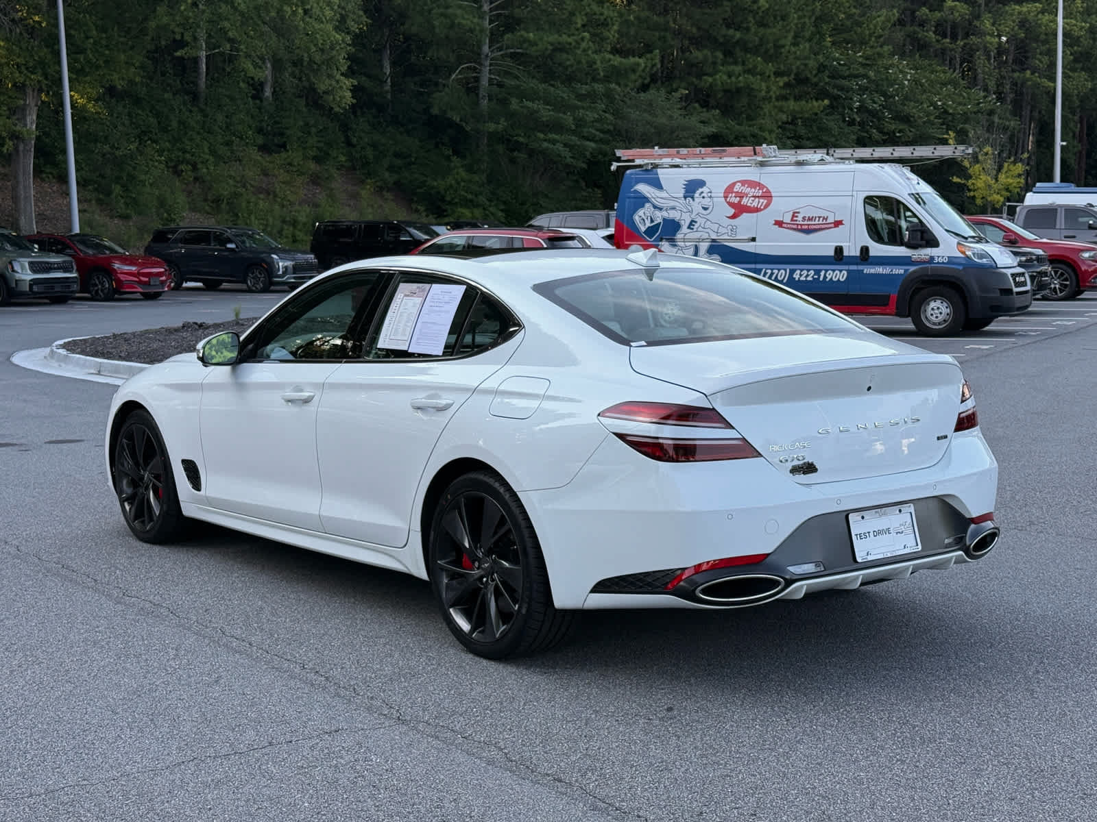 Used 2022 Genesis G70 3.3T RWD image 3