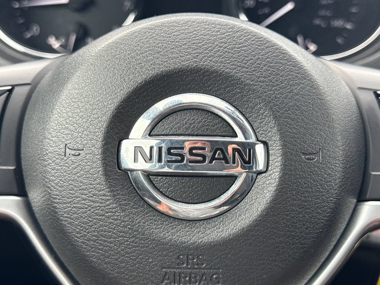 Used 2020 Nissan Rogue S AWD/4WD image 28