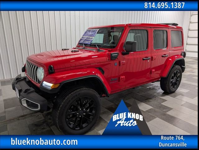 Used 2025 Jeep Wrangler Unlimited Sahara w/ Safety Group AWD/4WD image 1
