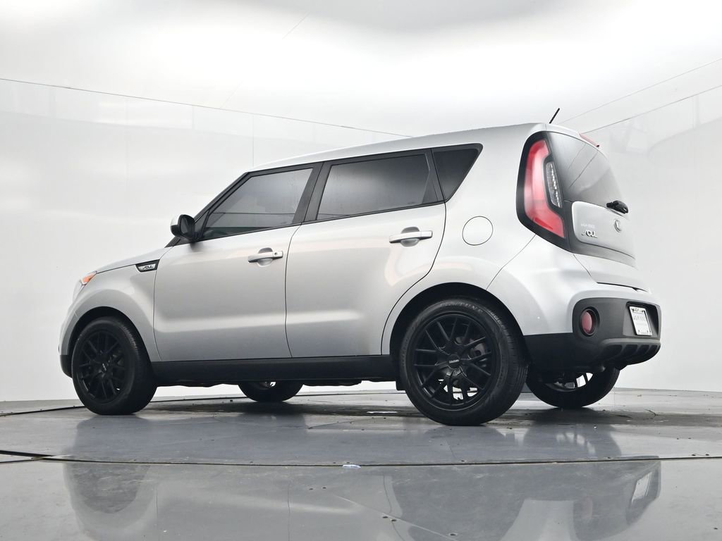 Used 2017 Kia Soul image 33