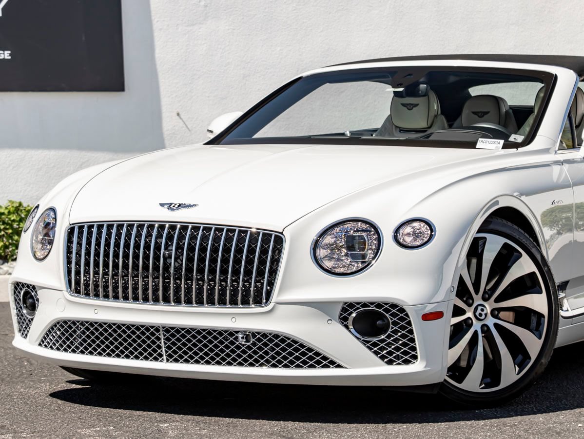 Used 2024 Bentley Continental GT Azure AWD/4WD image 9