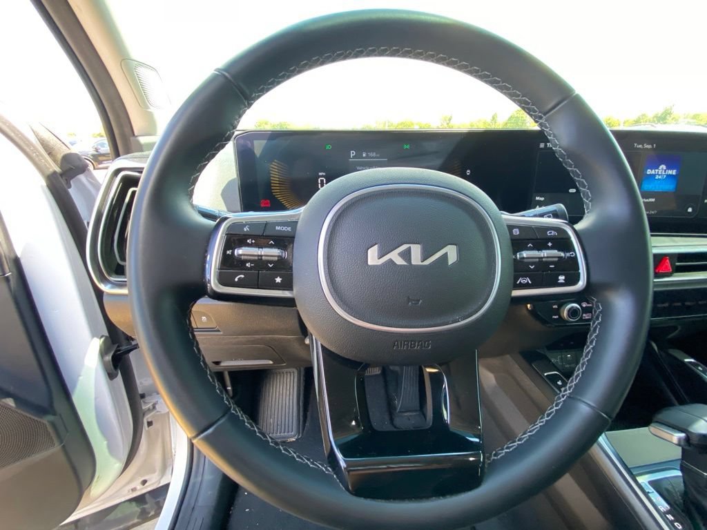 Certified 2025 Kia Sorento X-Line EX AWD/4WD image 15