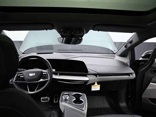 New 2026 Cadillac Optiq Sport 2 w/ LPO, Floor Liner Package image 23
